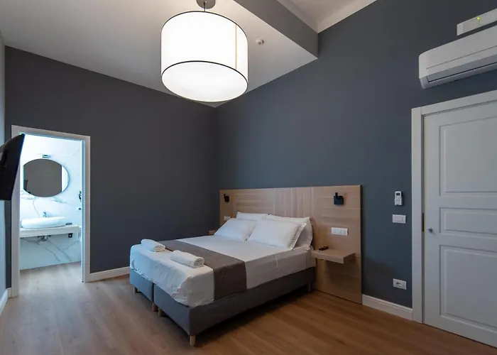 Nolana 28 Rooms In Naples